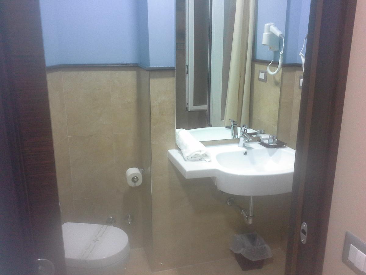 Hotel Gran Torino Roma Ngoại thất bức ảnh