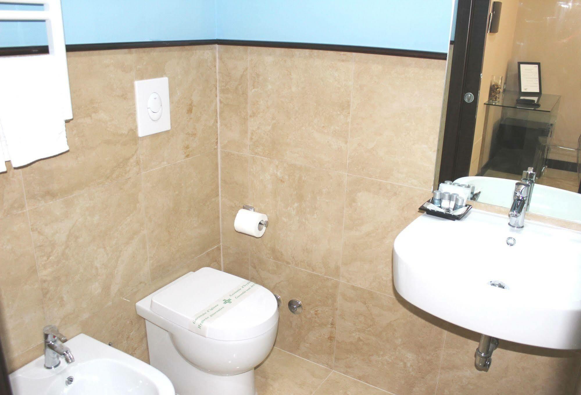Hotel Gran Torino Roma Ngoại thất bức ảnh