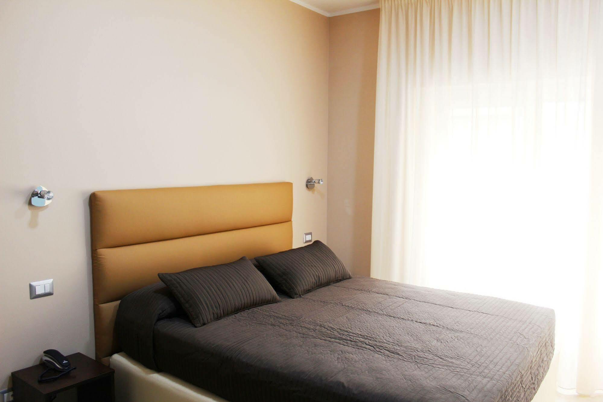 Hotel Gran Torino Roma Ngoại thất bức ảnh